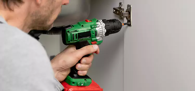 Commercial Door Hinge Repair Oviedo