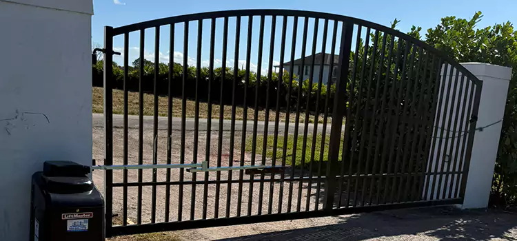 Driveway Fence Repair Oviedo
